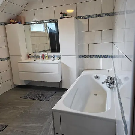 La Ardennaise D'hotes De Charme 山林小屋